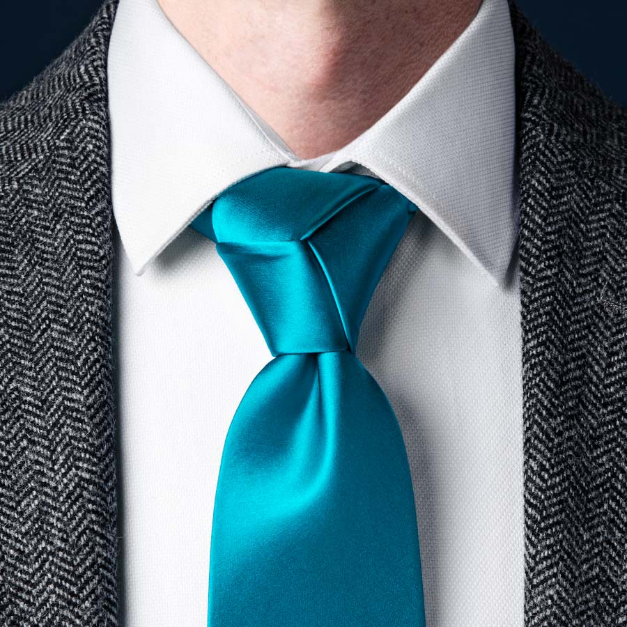 How To Tie A Windsor Knot | Ties.com