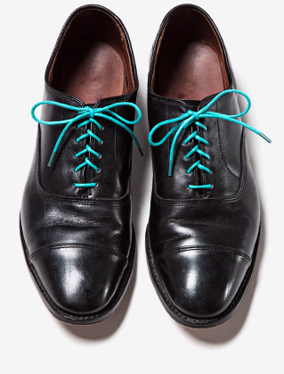 how to tie formal shoes