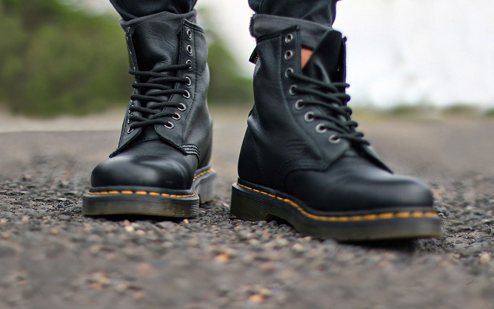 are doc martens wide fitting