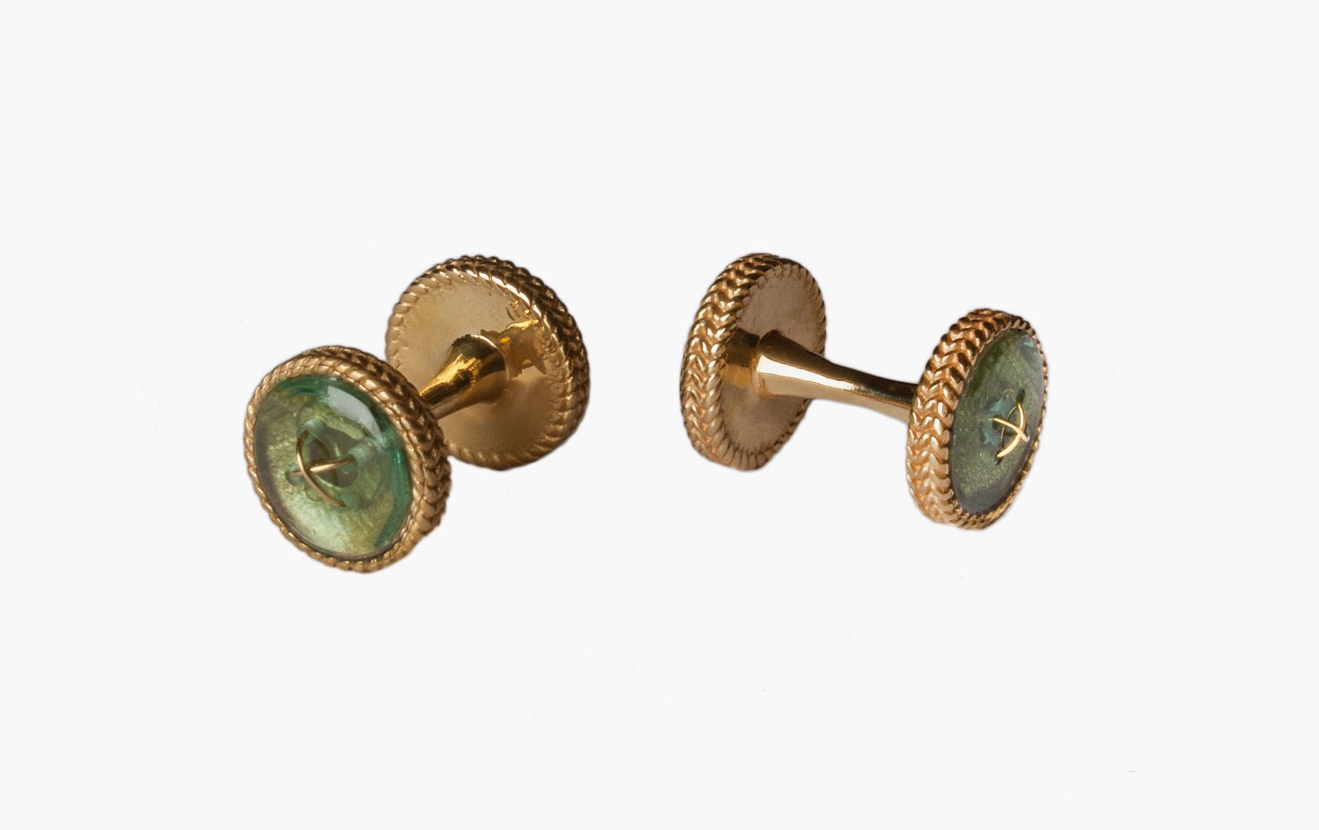 Everything You Need to Know About Cufflinks: Stud/Button Cufflink