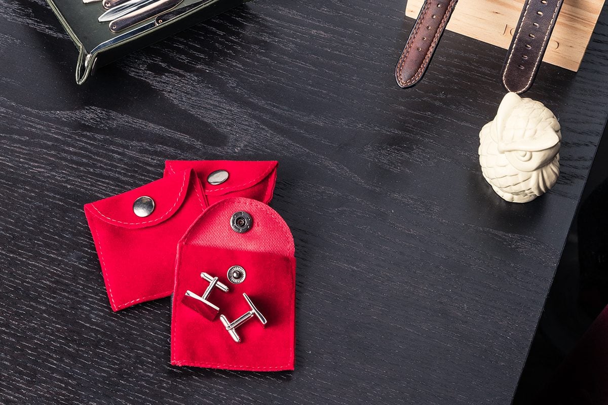 How to Organize Your Accessories: Cufflinks