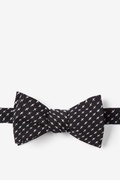 Black Criss Cross Self-Tie Bow Tie Photo (0)