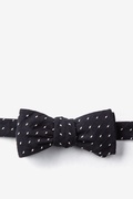 Black Dash Batwing Bow Tie Photo (0)