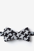 Buckeye Thick Black Self-Tie Bow Tie Photo (0)