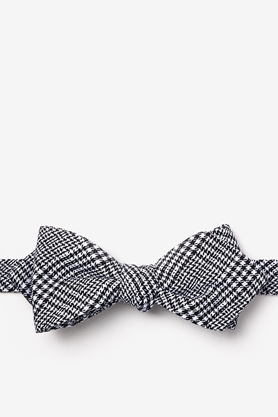 Black Cotton Cottonwood Diamond Tip Bow Tie | Ties.com