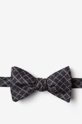 Glendale Black Self-Tie Bow Tie Photo (0)