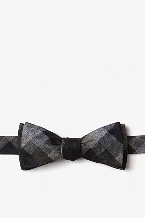 Richland Black Skinny Bow Tie