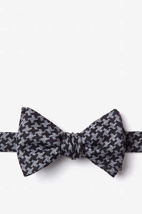 _Tempe Black Self-Tie Bow Tie_