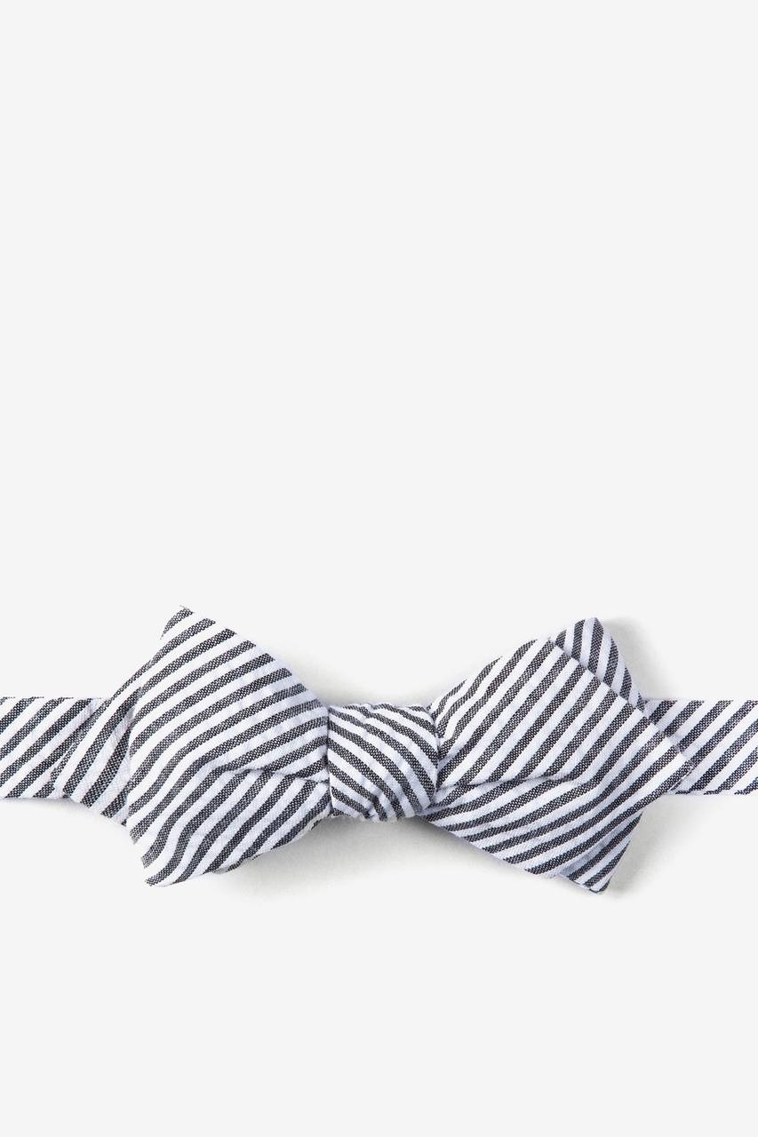 Black Seersucker Kensington Diamond Tip Self Tie Bow Tie | Ties.com