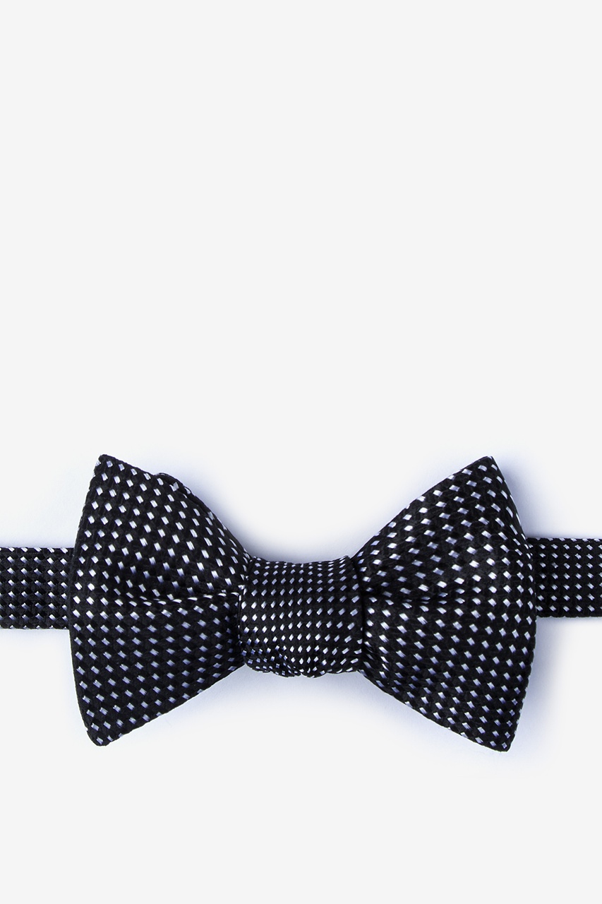 Groote Black Self-Tie Bow Tie Photo (0)