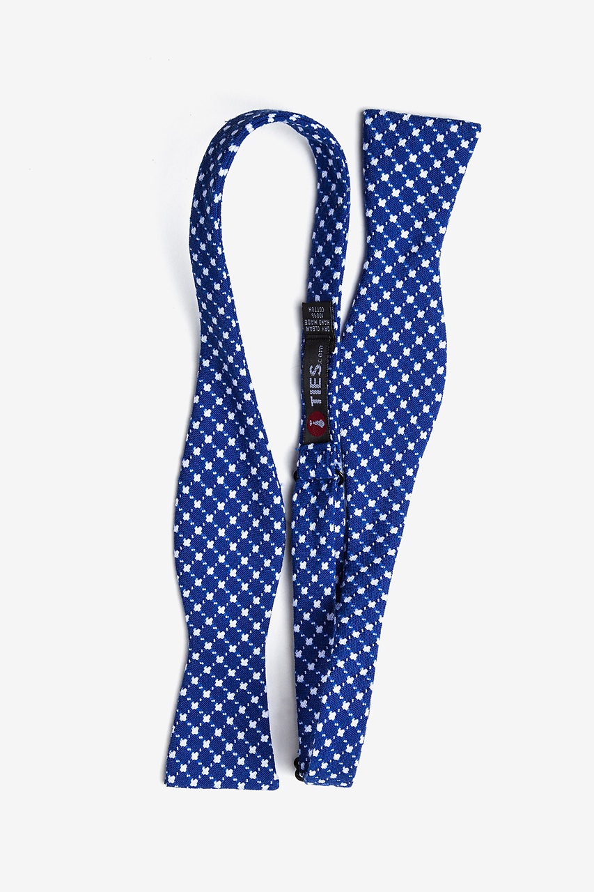 Descanso Blue Skinny Bow Tie Photo (1)