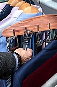 Hanging Cedar Belt & Brown Tie Rack Photo (4)