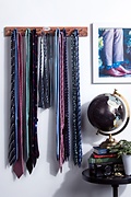 Mounted Cedar Brown Tie Rack Photo (1)