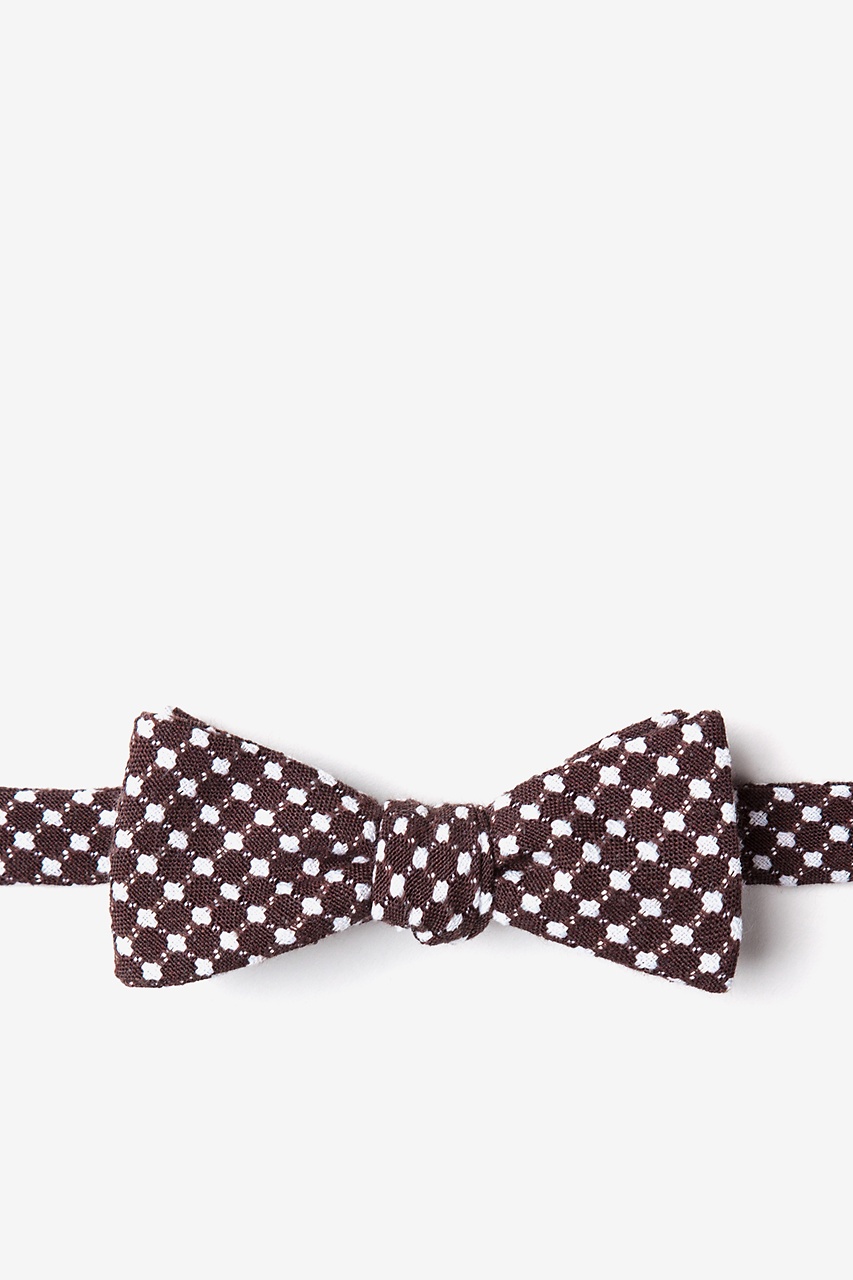 Descanso Brown Skinny Bow Tie Photo (0)