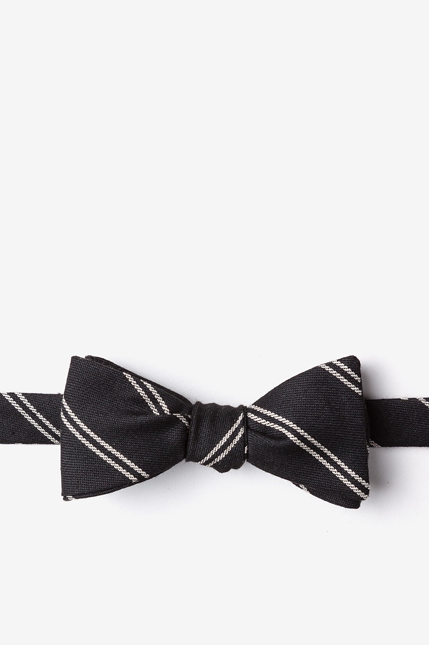Seagoville Charcoal Skinny Bow Tie Photo (0)