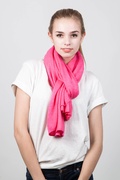 Fuchsia Heathered Scarf Photo (3)