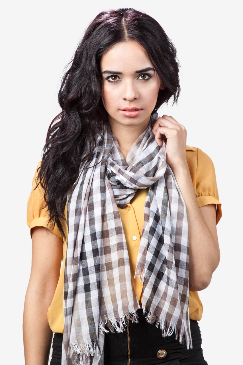 Gray Party Check Scarf Photo (2)