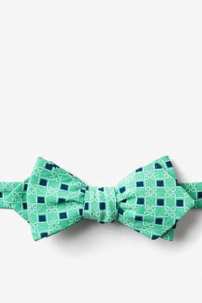 Jamaica Green Diamond Tip Bow Tie