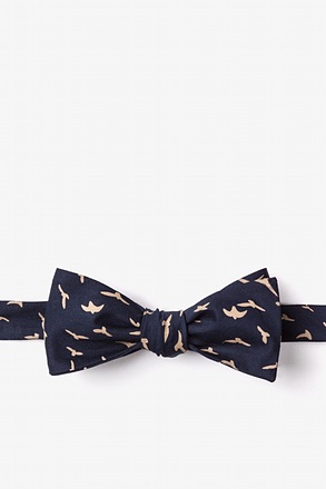 _Carlsbad Navy Blue Skinny Bow Tie_