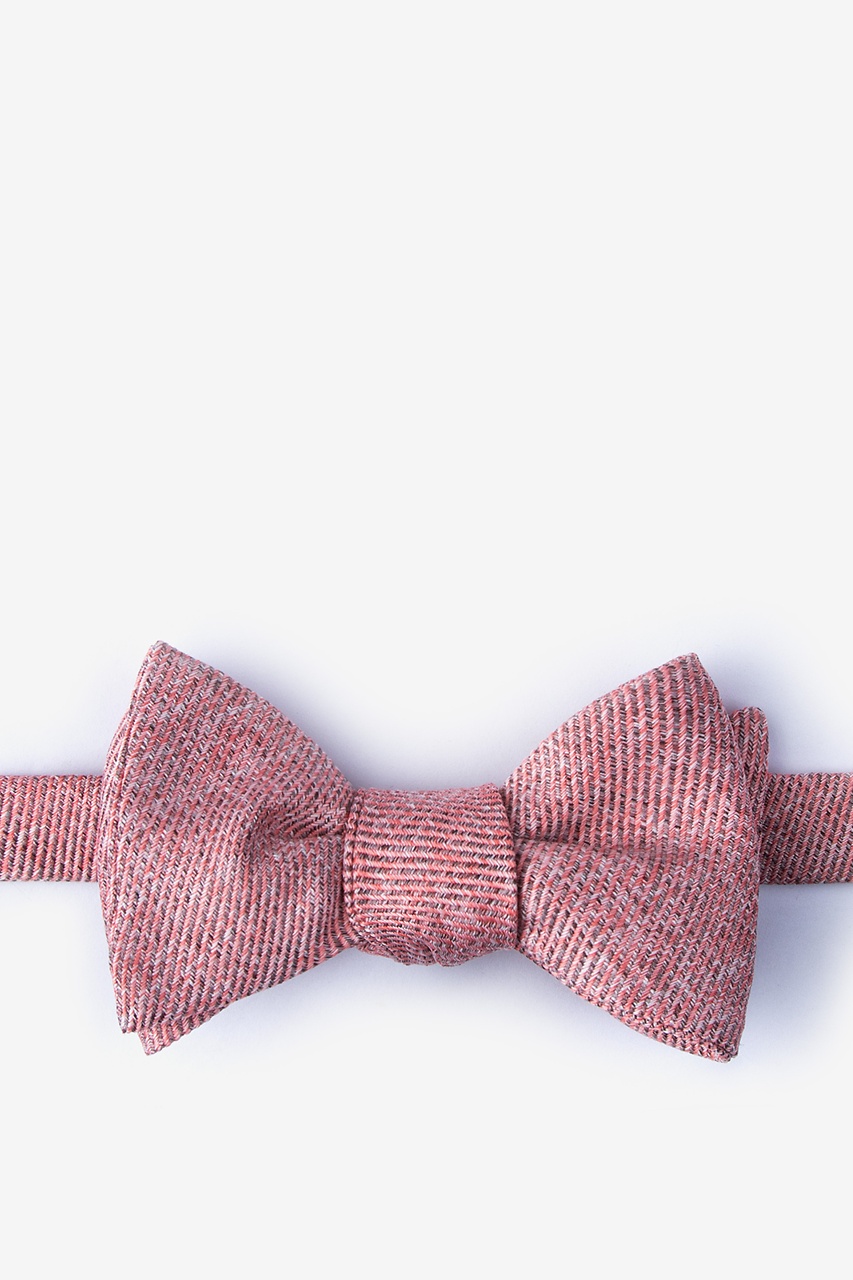 Beau Pink Self-Tie Bow Tie Photo (0)