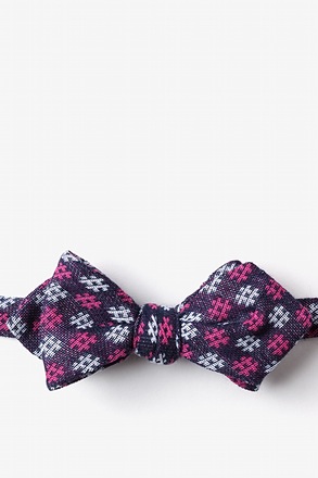 _Roseburg Pink Diamond Tip Bow Tie_