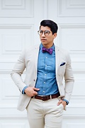 Robe Purple Self-Tie Bow Tie Photo (1)