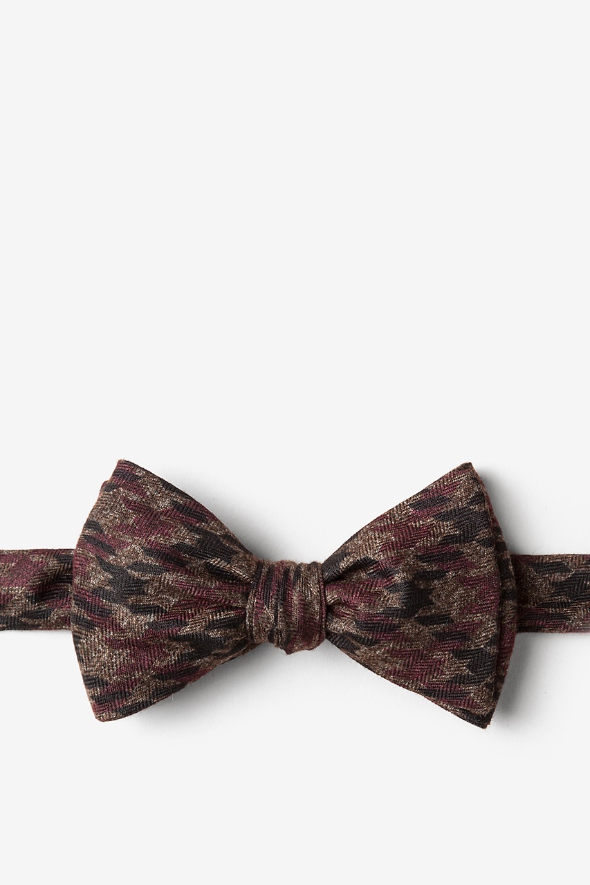 Chandler Red Self-Tie Bow Tie Photo (0)