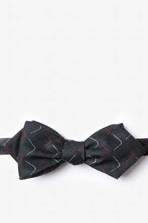 _Mesa Red Diamond Tip Bow Tie_