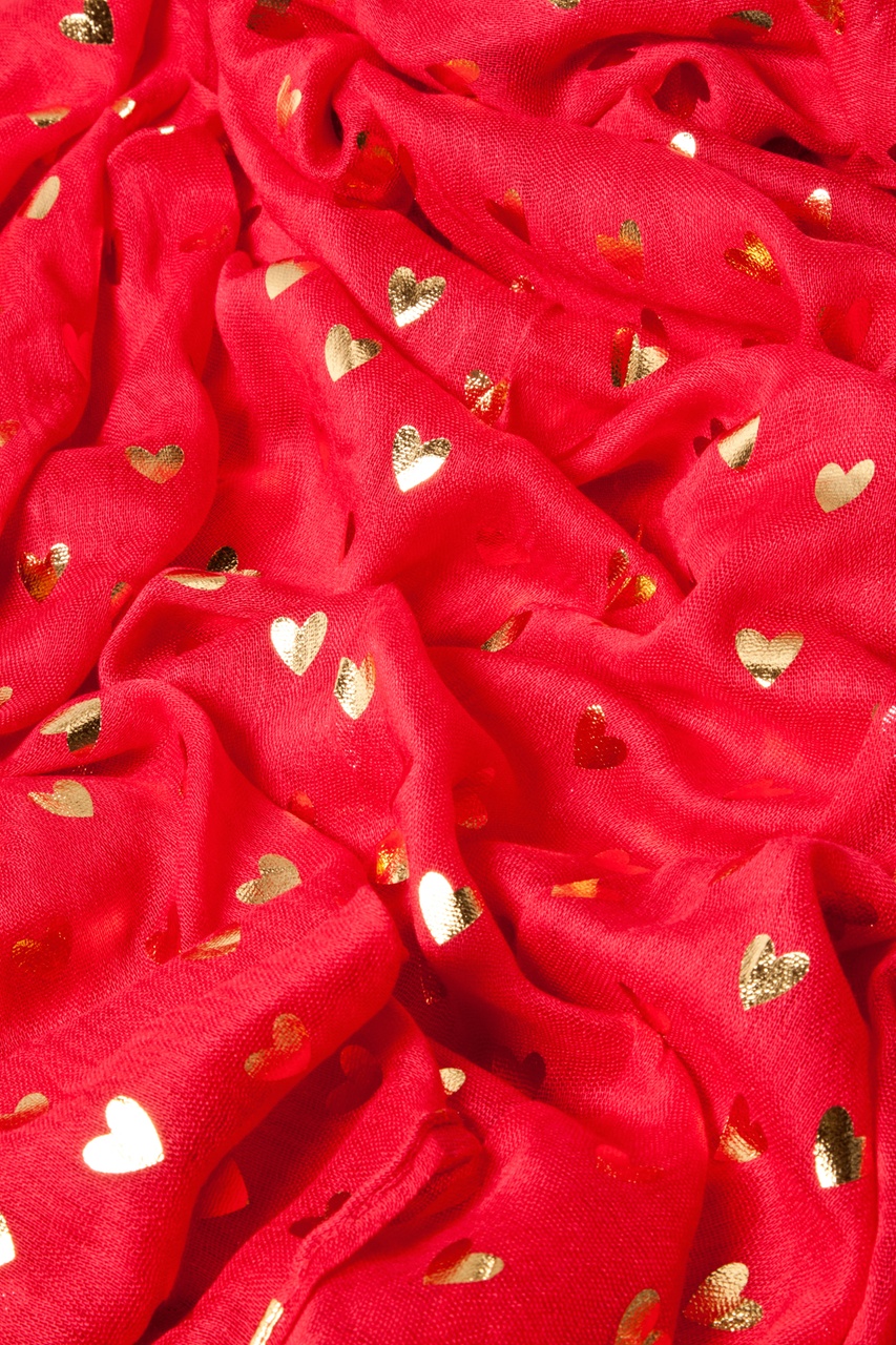 Red Golden Hearts Scarf Photo (0)
