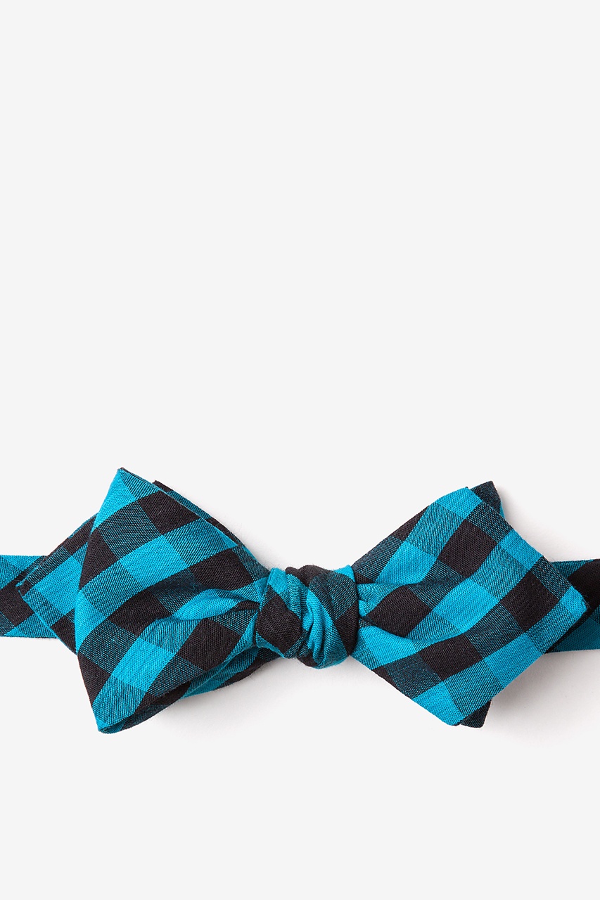 Pasco Turquoise Diamond Tip Bow Tie Photo (0)