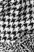 White Berlin Houndstooth Scarf Photo (0)