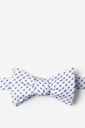 White Criss Cross Self-Tie Bow Tie Photo (0)