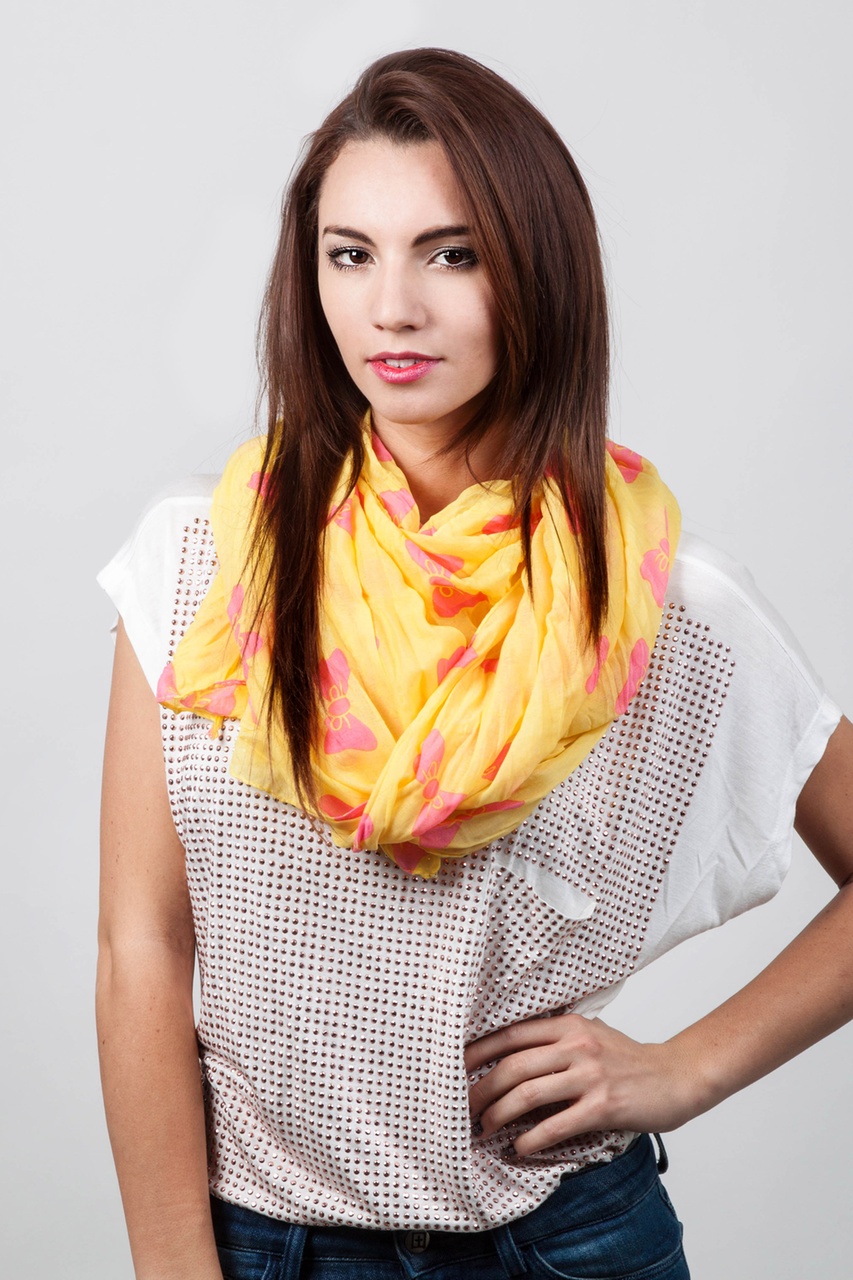 Yellow Bow Tied Scarf Photo (3)